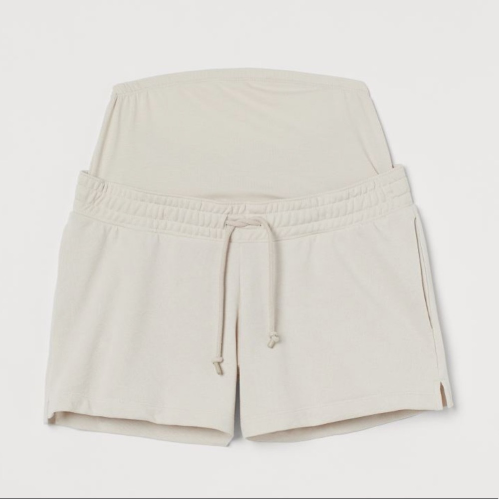 NWT H&M MAMA Sweatshirt Shorts